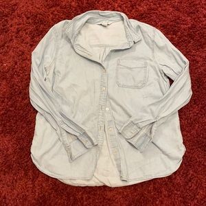 Old Navy Classic light blue button down shirt